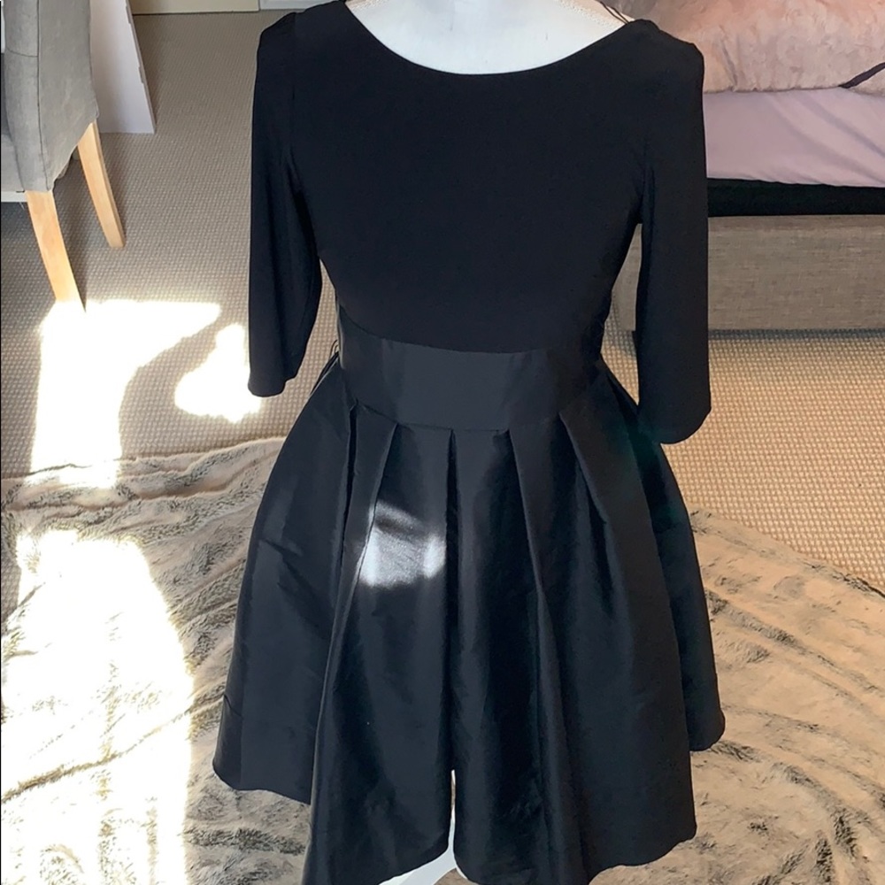 Adrianna Papell Black Taffeta Bow Front Fit Flare